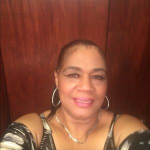 Meet your Posher, Paula